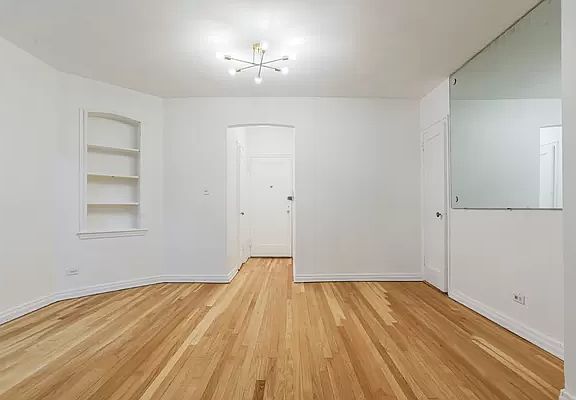 5th image of 525 E 89th St APT 2J