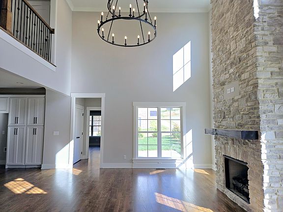 5th image of 4059 Barnsley Loop Lot 68