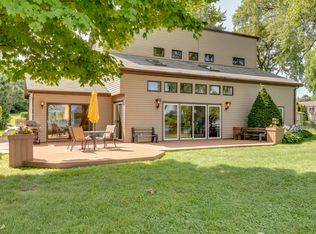 4431 Robbins Rd, Delavan, WI 53115