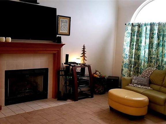 3rd image of 2430 Borgman Ct
