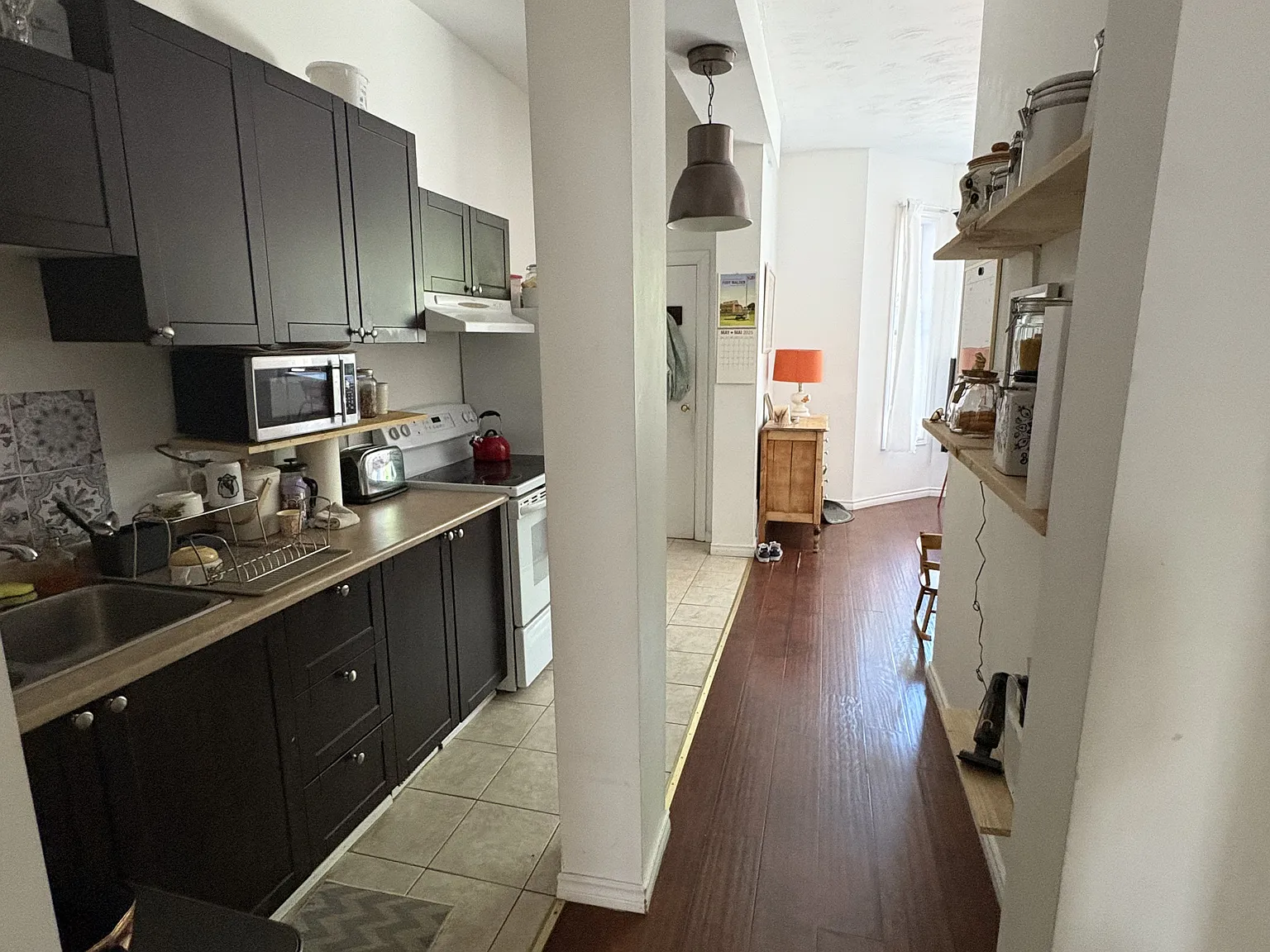 404 Bay street — Photo 3