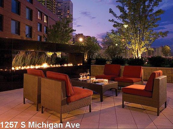 5th image of 1257 S Michigan Ave #816