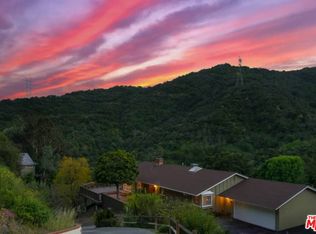 3916 Mandeville Canyon Rd, Los Angeles, CA 90049