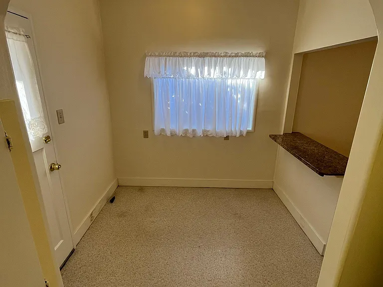 2230 Pacific Ave — Photo 15