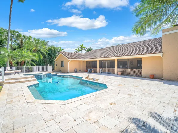 11821 NW 11th Street, Plantation, FL 33323