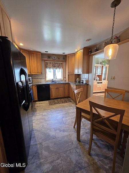 5th image of 4323 Buckingham Drive