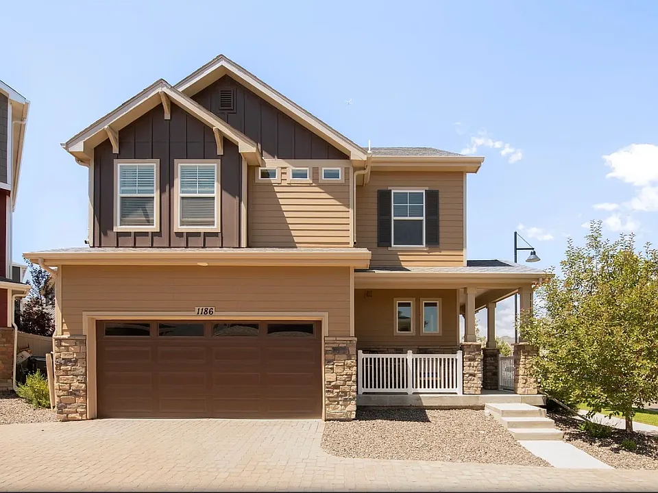 1186 Highlands Dr