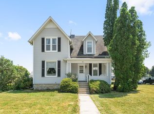 401 S 3rd St, Malta, IL 60150