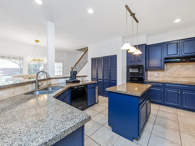 15826 Jamie Lee Dr — Photo 16