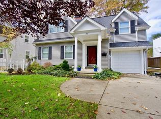 207 28th St SE, Charleston, WV 25304