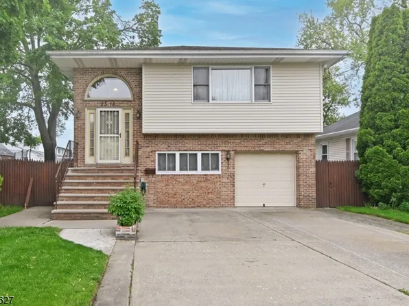 23-16 Ward St, Fair Lawn Boro, NJ 07410