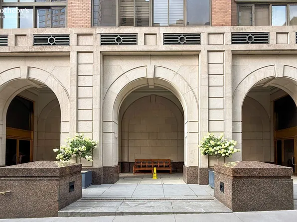 161 West 61st Street image 23 of 23