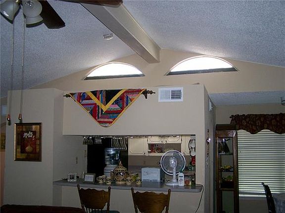 5th image of 1605 Cindy Ct