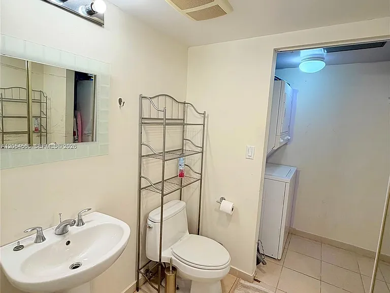 16699 Collins Ave #1410 — Photo 32