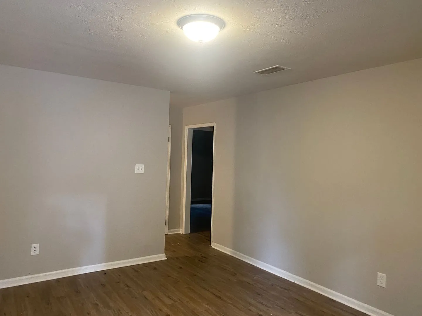 23rdSt505 — Photo 2