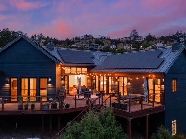 3523 Hanover Place, Santa Rosa, CA 95404