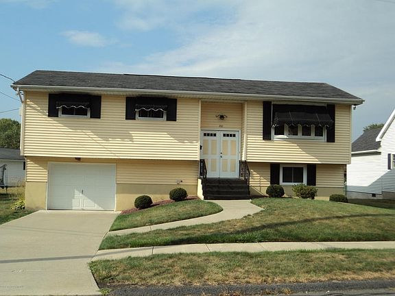 2nd image of 721 Sunset Dr