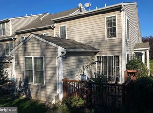 750 Keller Dr, Lititz, PA 17543