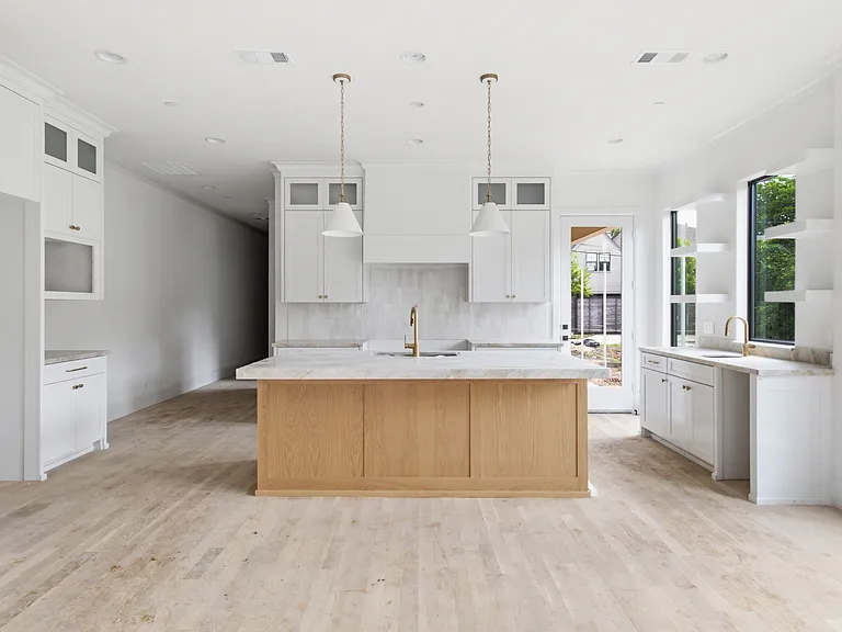 3513 Westminster Ave — Photo 5