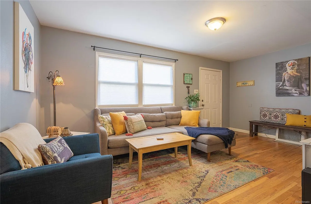 2 bed, 710 sqft, $2,250 — Photo 1