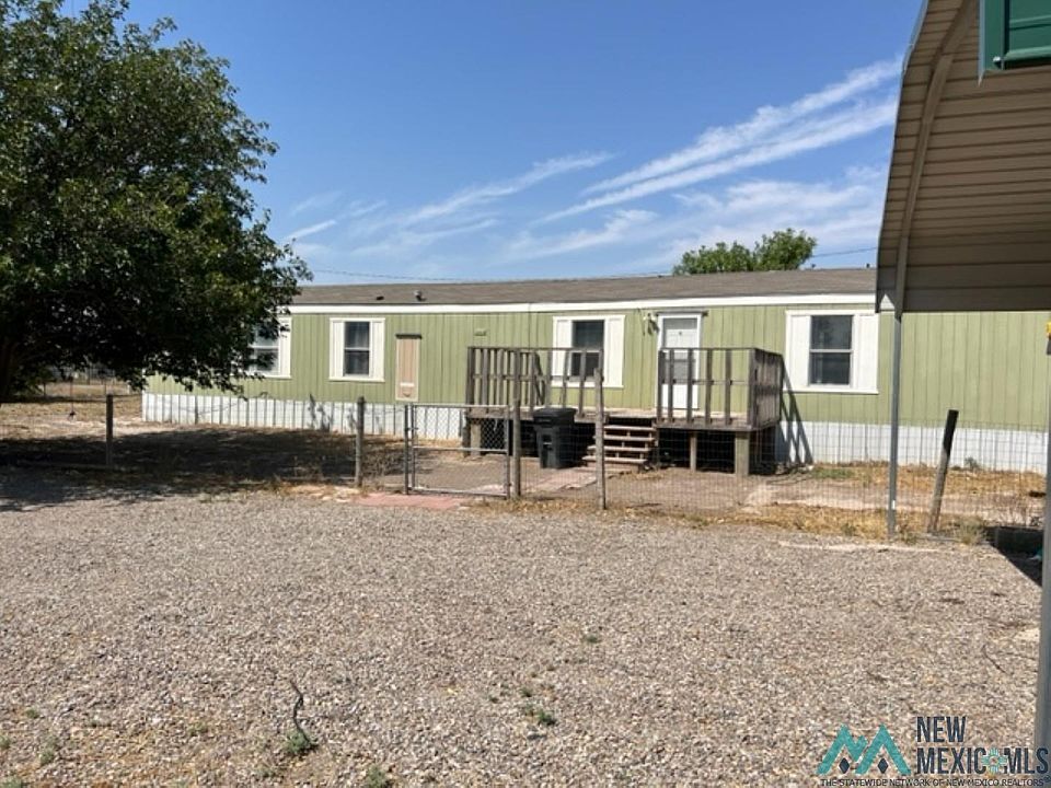 1st image of 401 Sacaton St