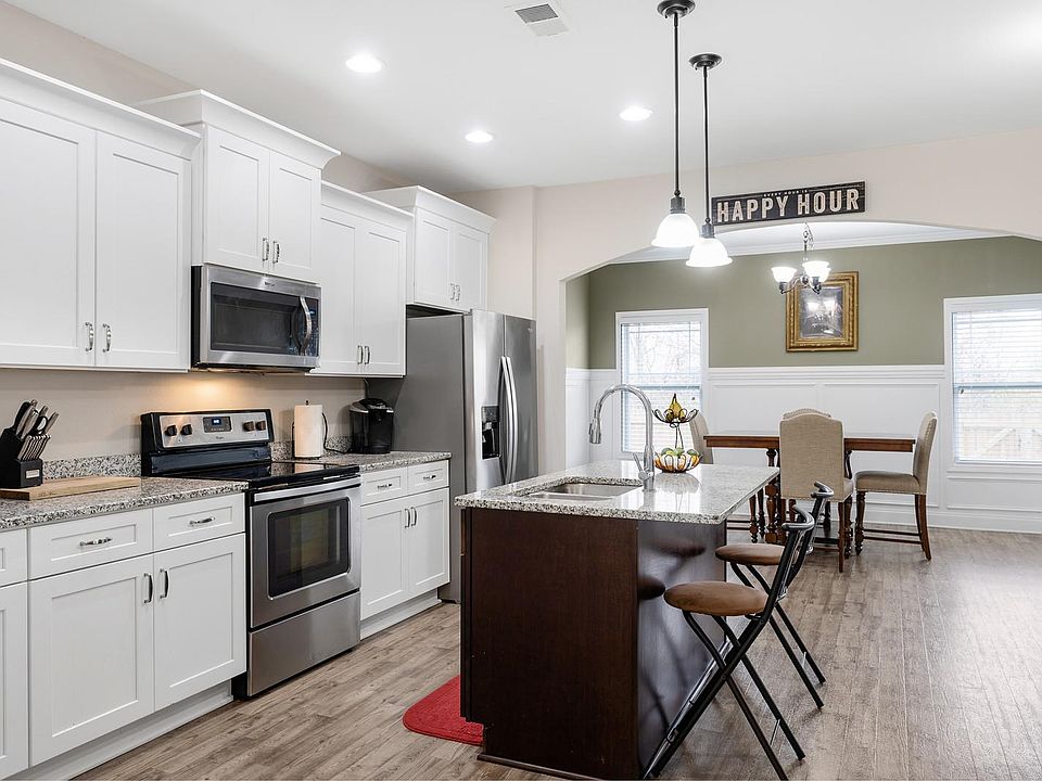 1st image of 1133 Henry Place Blvd