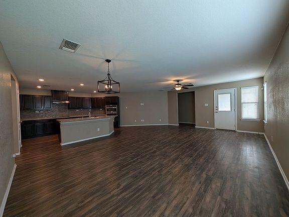 5th image of 2096 Brandywine Dr