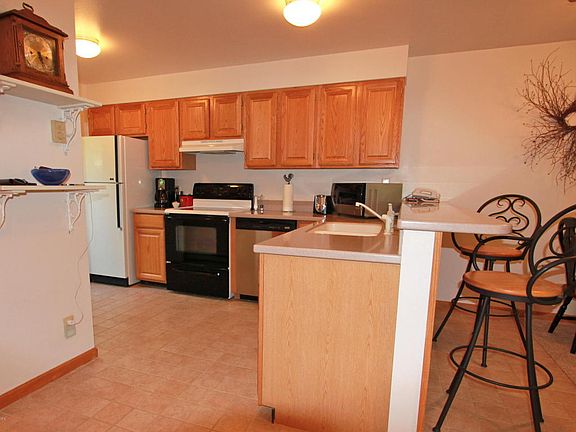 2nd image of 664 Flat Creek Dr