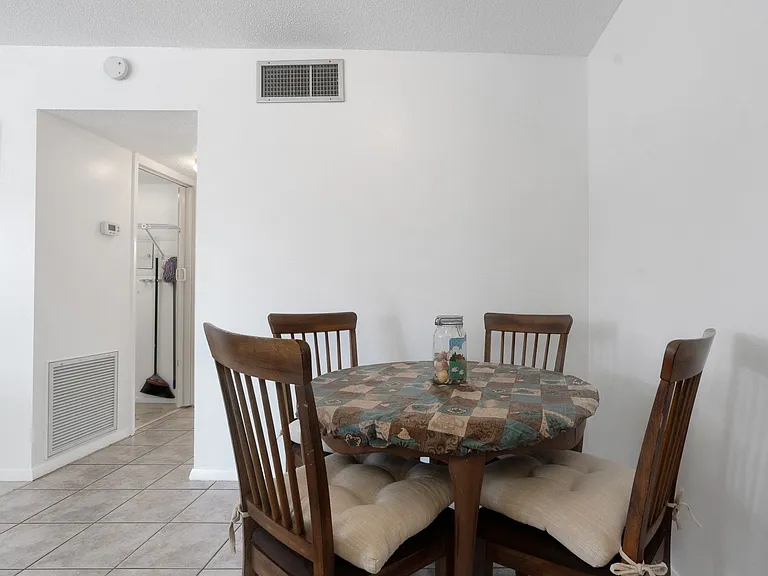 612 Guild Dr #20 — Photo 7