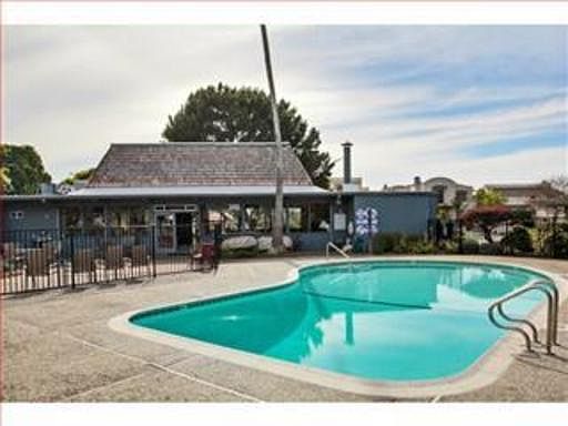 4th image of 135 Paseo Farallon
