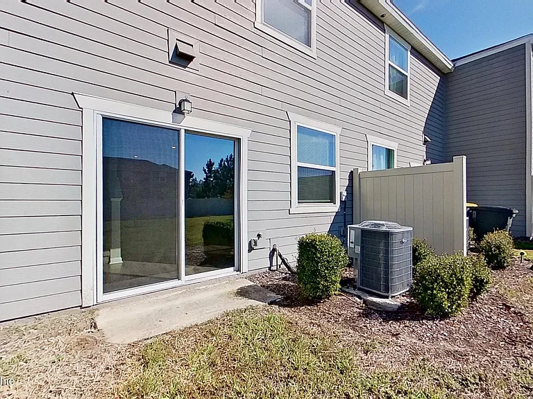 9798 Fiddleback Ln — Photo 8