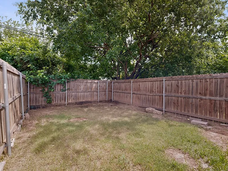 117 W Wilson Ave — Photo 34