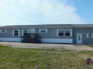 376 Coneflower Ct, Erie, MI 48133