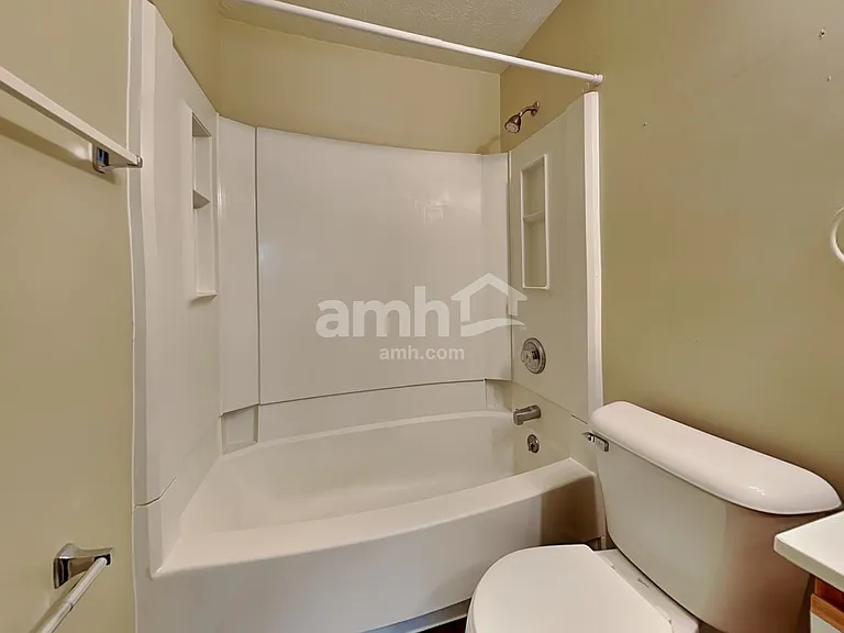 3659 Shorewood Dr — Photo 14