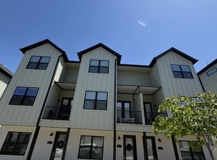610 N Whitham Ave #1, Fayetteville, AR 72701