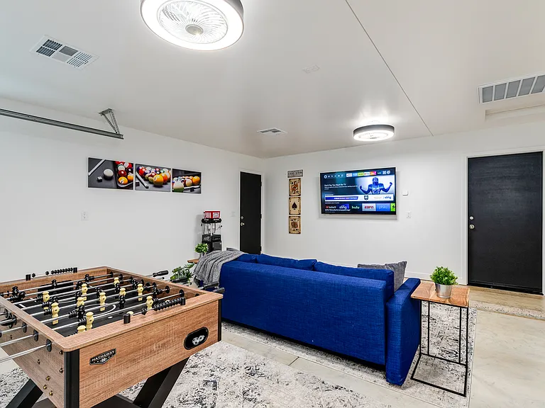 13211 N 19th Pl — Photo 18