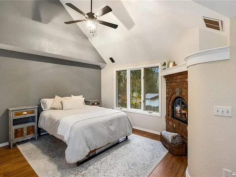 11922 Issaquah Hobart Rd SE — Photo 15