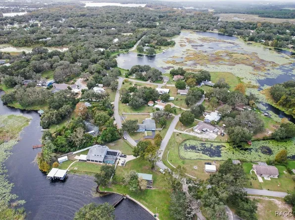 500 S Canaday Dr, Inverness, FL 34450