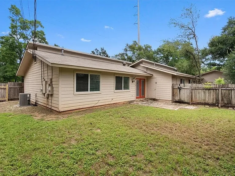 11908 Broad Oaks Dr #B — Photo 20