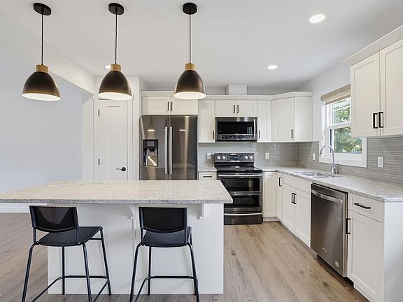 3rd image of 4205 30th St NW