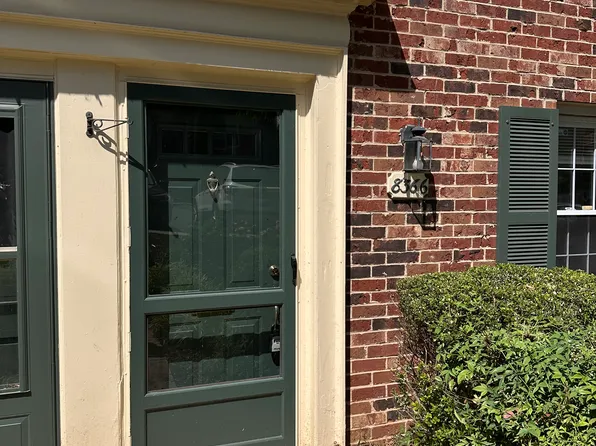 8366 Penshurst Dr #563, Springfield, VA 22152