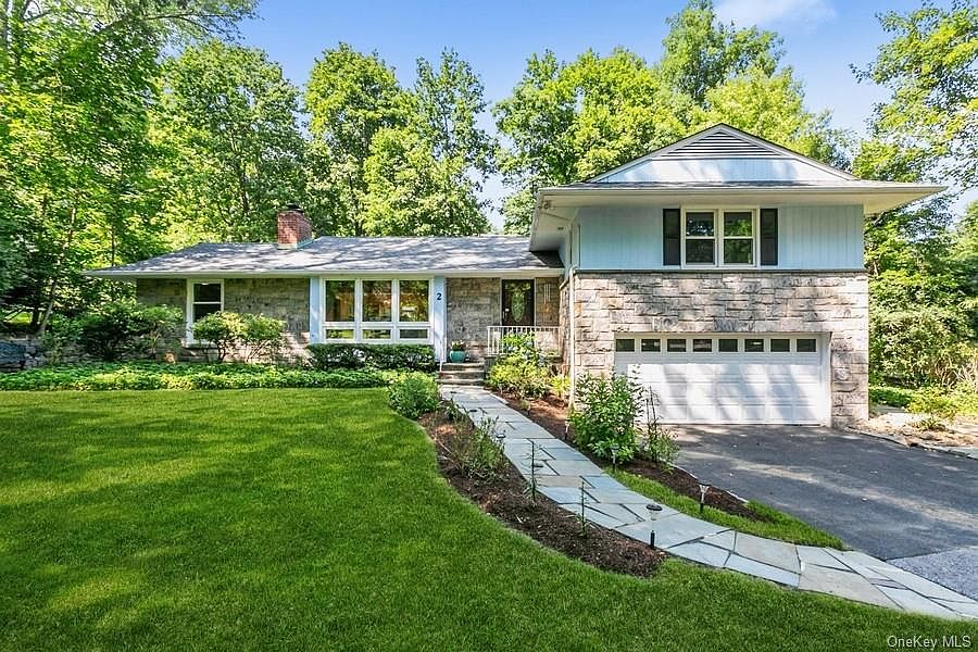 2 Doris Drive, Scarsdale, NY 10583 | Zillow