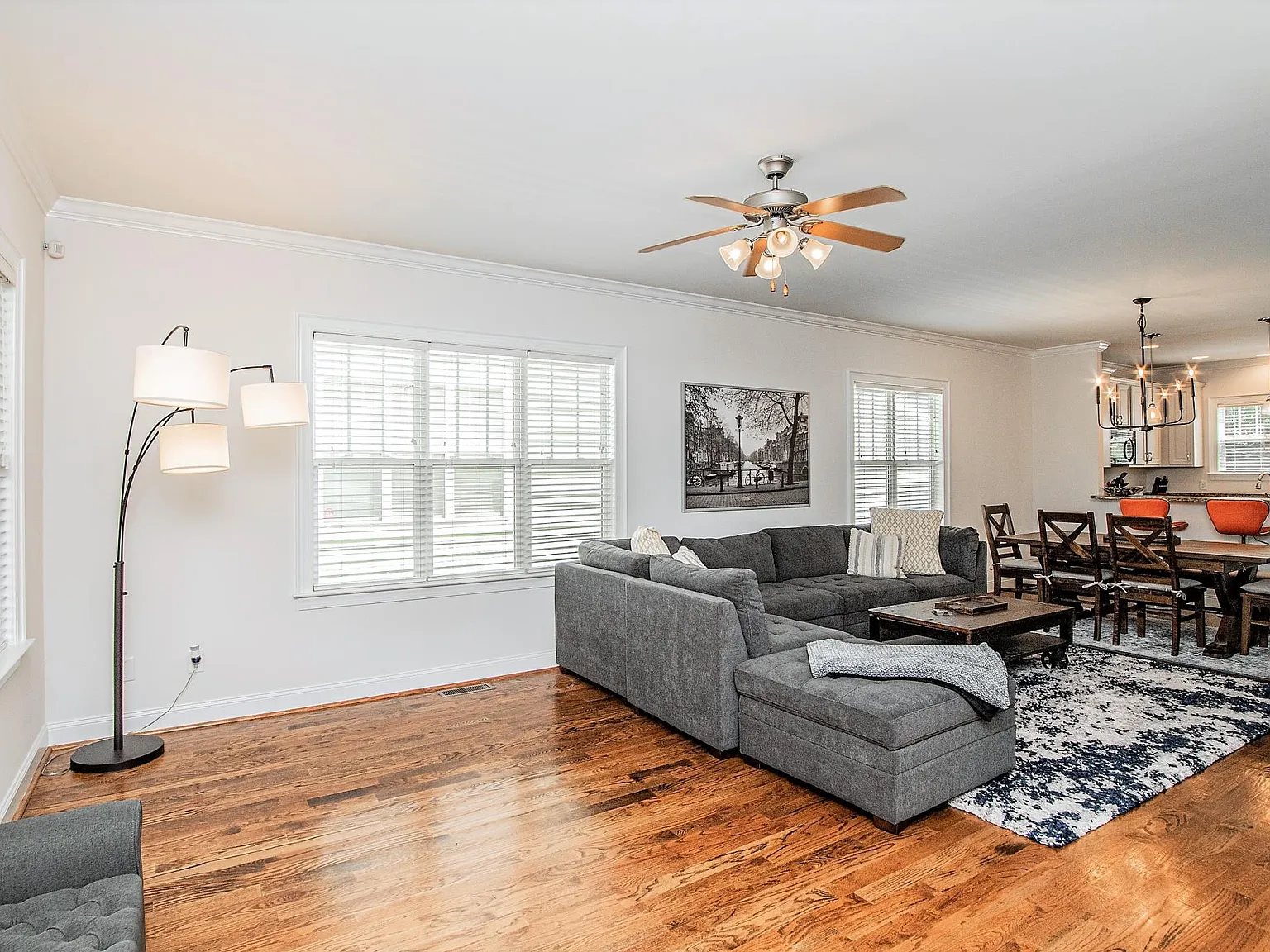 4 bed, 3.5 bath, 1950 sqft, $2,800 — Photo 4