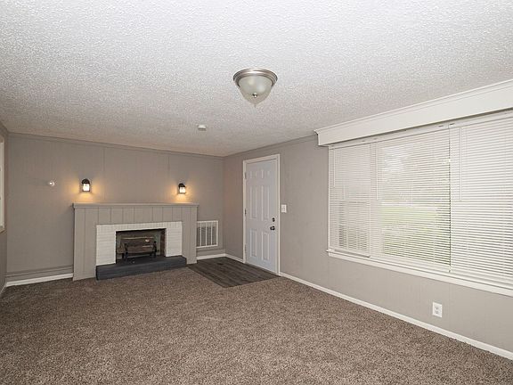 2nd image of 8209 Pence Rd