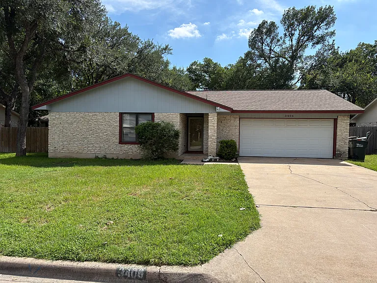 3406 Lonesome Trl — Photo 1
