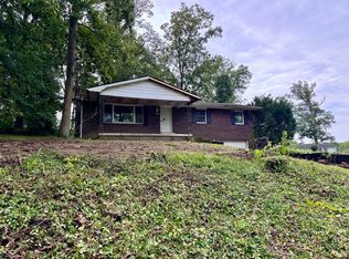 6425 W Todd Ct, North Vernon, IN 47265