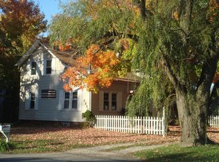 2220 Grafton Rd, Grafton, OH 44044