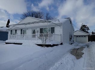 306 McConkey Dr, Tonawanda, NY 14223