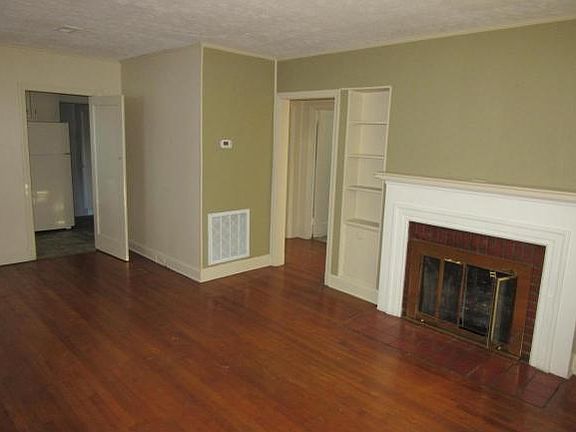 3rd image of 1646 E Sevier Ave