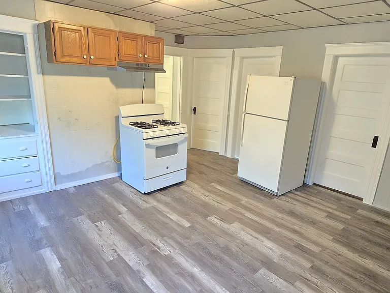14 Boardman St #3 — Photo 8